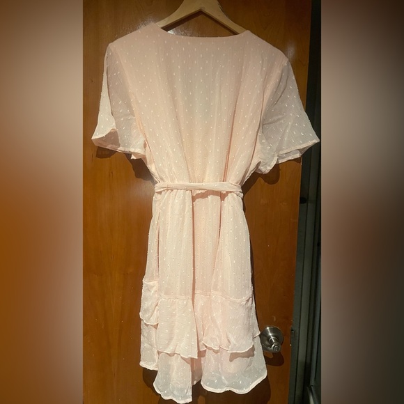 NWT PINK RUFFLED VNECK MINI DRESS - Picture 2 of 5